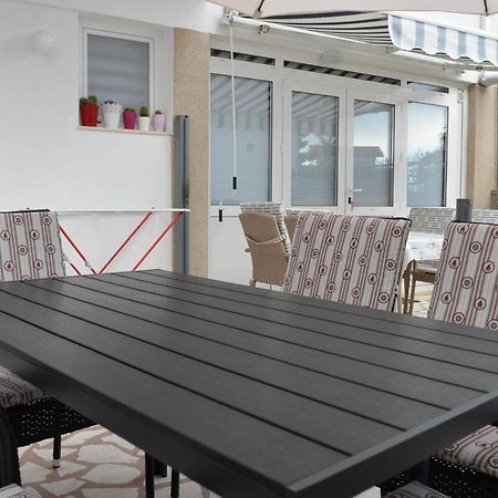 Ma-Lo Leilighet Pirovac Eksteriør bilde